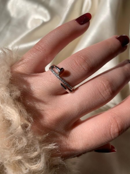 خاتم Cartier ✨ مسمار