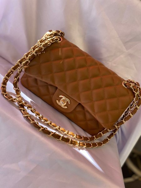 حقيبة CHANEL✨ حجم القاعدة 25 سم