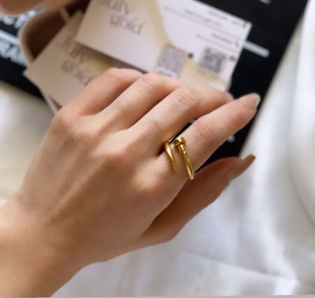 خاتم Cartier ✨ مسمار