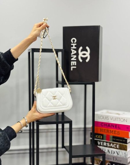 حقيبة CHANEL✨ حجم القاعدة 20 سم