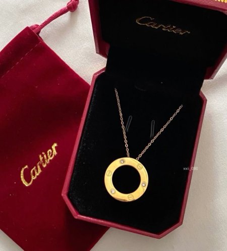 سنسال Cartier✨ استراس خفيف