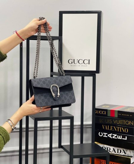 ‏حقيبة GUCCI✨حجم القاعدة 20 سم
