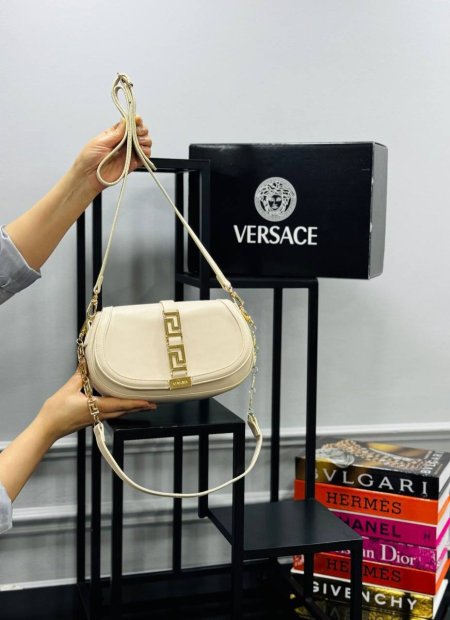 حقيبة Versace✨ حجم القاعدة 25 سم