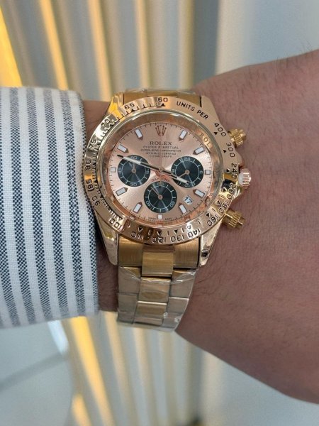 ساعة Rolex رجالي ✨