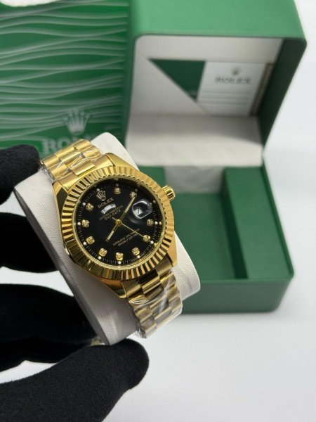 ساعة Rolex رجالي ✨