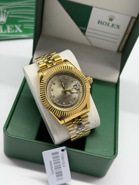 ساعة Rolex رجالي ✨