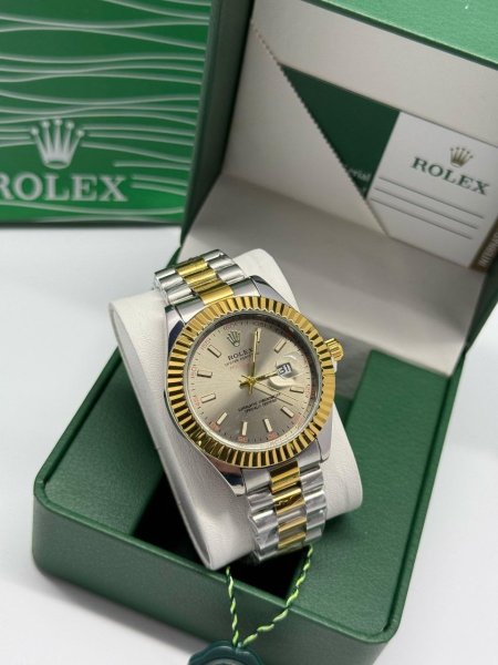 ساعة Rolex رجالي ✨