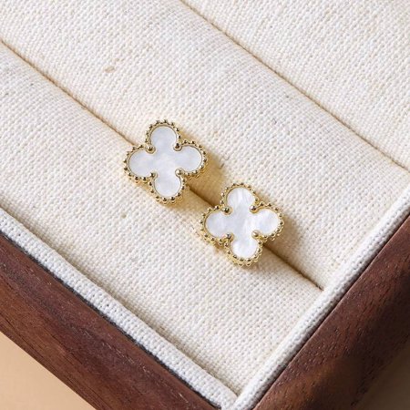 حلاق Van cleef✨