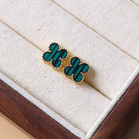 حلاق Van cleef✨