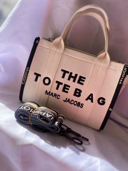 حقيبة THE TOTE BAG✨حجم القاعدة 25