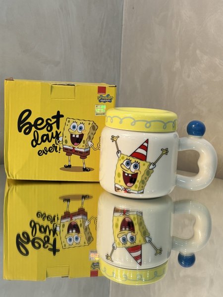 مج سبونج بوب مع غطاء