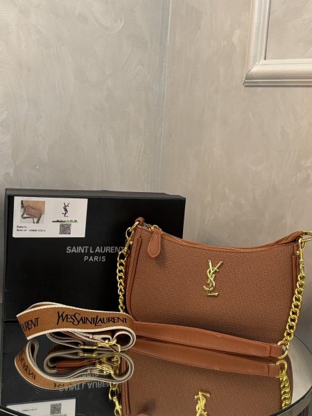 حقيبة كروس Saint Laurent لون كرميدي
