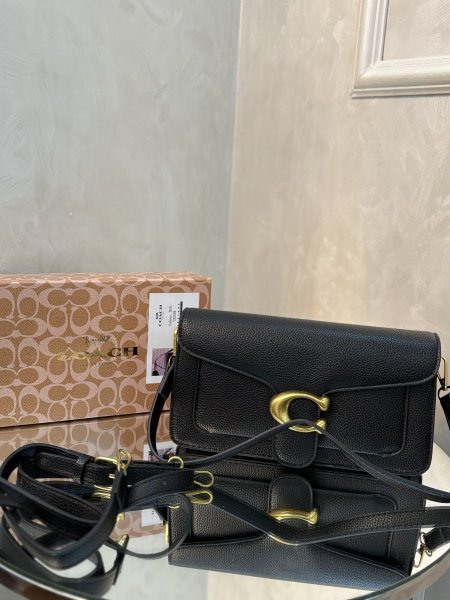 حقيبة coach حجم القاعدة 24 سم