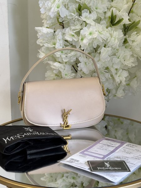 حقيبة ysl حجم القاعدة 23 سم