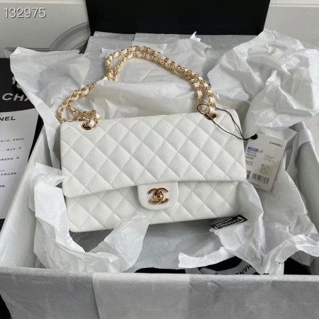 حقيبة Chanel حجم القاعدة 23 سم ✨
